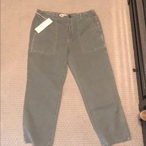 AMO Brandi cropped pants.